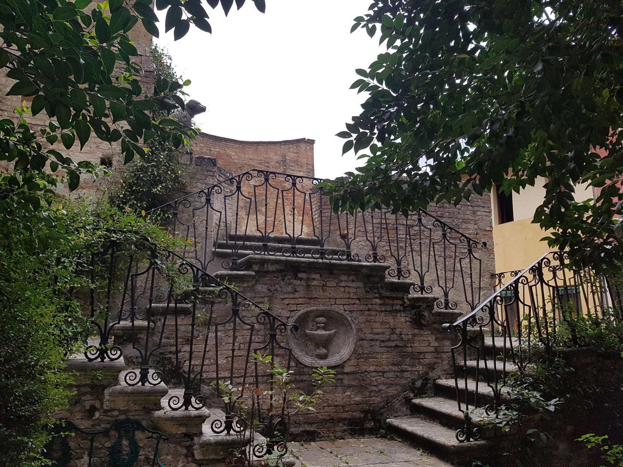 Bnb Residenza D Epoca Il Casato Siena Exterior foto